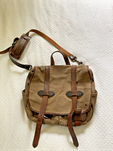 Filson medium field bag - cc,