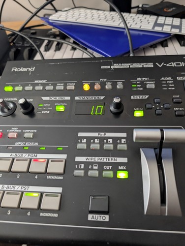 Roland 40hd interruttore - roland,