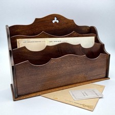 Antico portalettere in legno