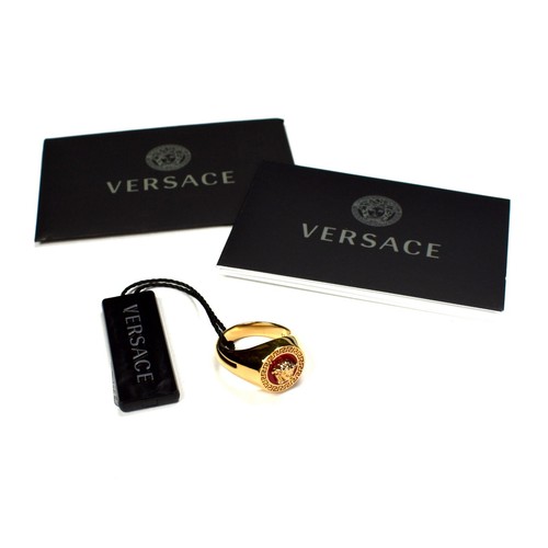 Anello nuovo con - , etichette