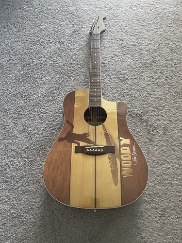 Fender sonoran woody - woody, john