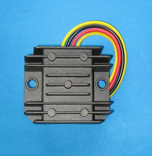 Regolatore raddrizzatore per - regolatore/raddrizzatore,