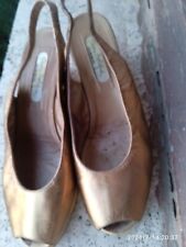 sandali donna marca Mario Bologna  vera pelle color oro usati n 40  ottimo stato