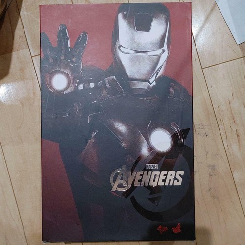 Hot toys modellino iron - hot,