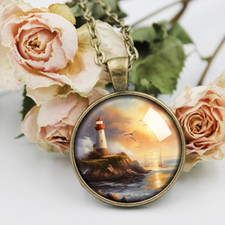 Collana con ciondolo in vetro