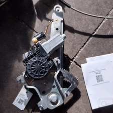 834040X010 Alzacristallo