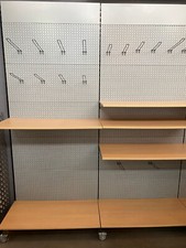ARREDO NEGOZIO PARETE ATTREZZATA METALLO E LEGNO +ACCESSORI