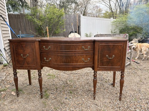 Credenza
