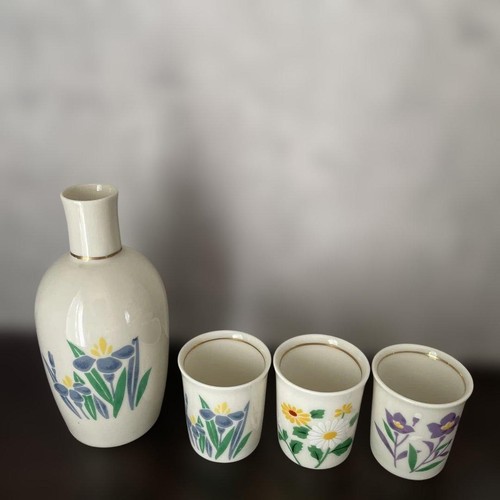 Showa retro sake bottle - showa,