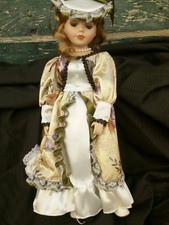 Bambole  in porcellana Doll