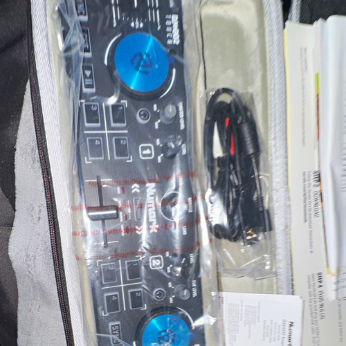 Numark dj2go2 touch controller - numark,