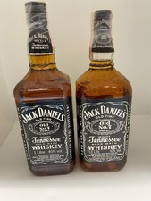2 Whiskey Jack Daniel's Old