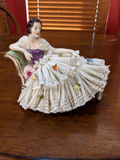 Antica statuina porcellana