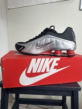 Nike Shox R4 Sneaker Uomo -