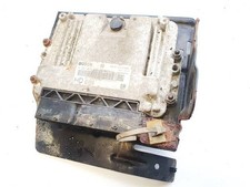 0281014452 CALCULATEUR MOTEUR