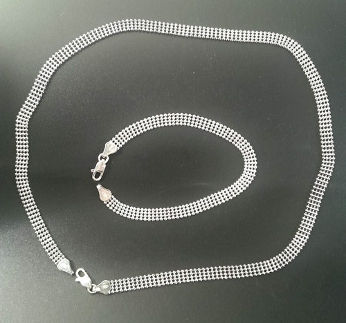 Collana impilata con perline