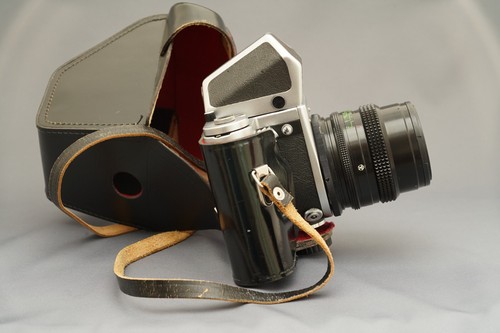 Pentacon six - six, +