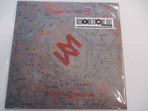 Dish nein the metal - dish,