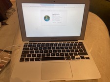Apple MacBook Air 11 pollici inizio 2014 argento 1,4 GHz Intel Core I5 4 GB