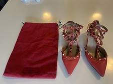 Authentic Valentino Rockstud