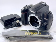 【Quasi come nuovo】 Corpo fotocamera digitale reflex Nikon D5000 nero dal GIAP...