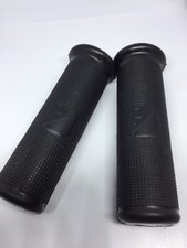 Manopole Nere DM 24 Logo Quadrato Vespa 125 VNA1T VNA2T VNB1T VNB2T Super 7275