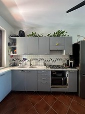 cucina lineare di 2,60 metri completa di lavello piano in marmo usata