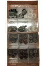 Bottoni  in legno o plastica