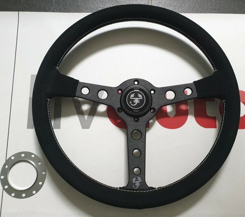 Volante sportivo scamosciato
