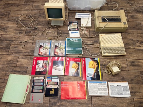 Apple iic a2s4000 computer - a2s4000,