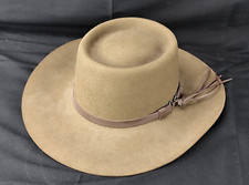 the Australian outback collection. Mesa.  lana e pelle  Cowboy