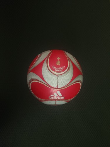 Adidas magnus moenia 2008 - magnus,