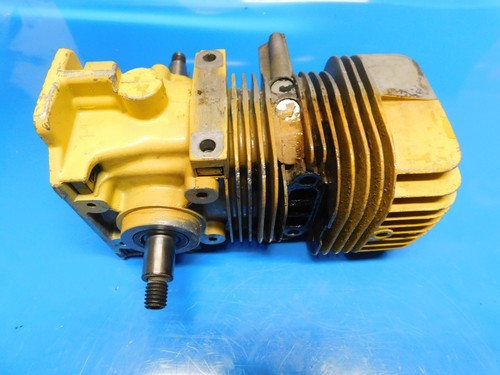 Piston cylinder crank - piston, for