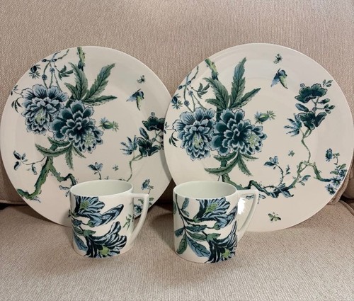 Set paia piatti e - paia, tazze