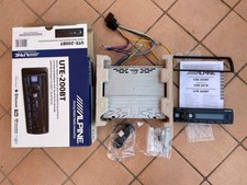 Autoradio Alpine UTE-200BT con