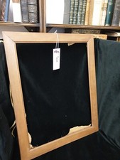 Cornice in noce. XX secolo