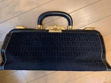 Borsa pochette a mano a