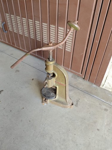 Torchio manuale vintage - , mondus