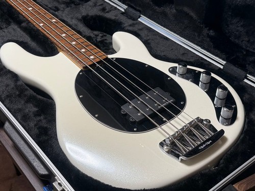 Musicman stingray 97 - musicman, kg