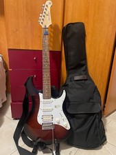 YAMAHA Chitarra Elettrica serie Pacifica PAC112J, nero e marrone vintage