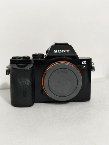 Fotocamera mirrorless sony - fotocamera,