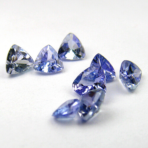 Tanzanite naturale viola