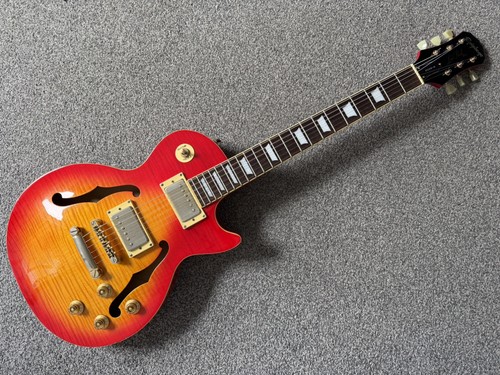 Rara chitarra elettrica - chitarra,