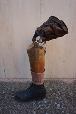 Antica protesi ortopedica