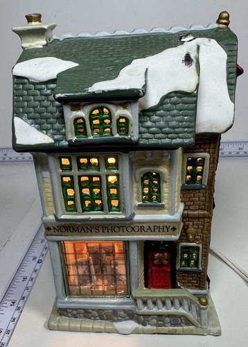 Lemax christmas village house - village,
