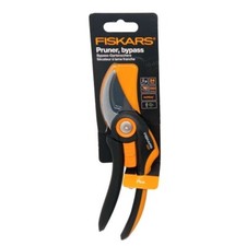 Fiskars Forbici da potatura Bypass Plus™ P521