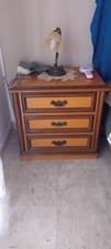vendo comodino e comò quasi nuovi colore noce