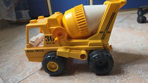 Camion betoniera giocattolo - betoniera,