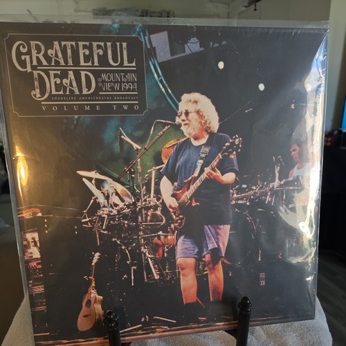 Grateful dead mountain view - grateful,
