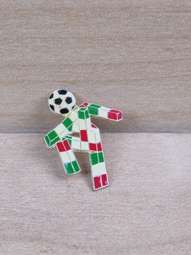 Vecchia spilla ciao mondiali - vecchia,